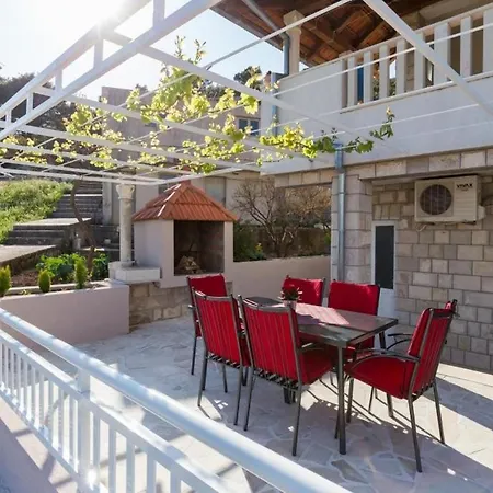 Vergatum - Two Bedroom With Terrace And Sea View * Celopeci