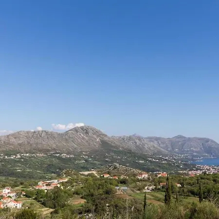 Vergatum - Two Bedroom With Terrace And Sea View Celopeci
