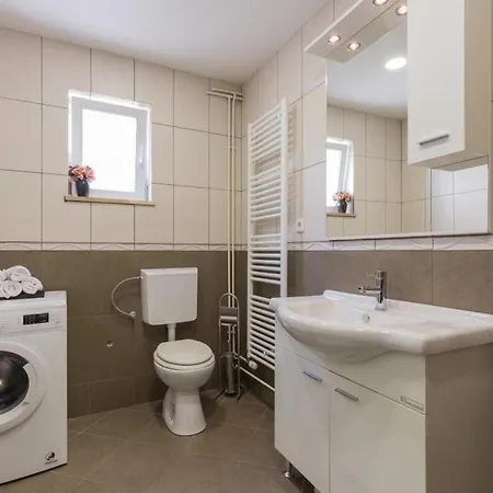Apartment Vergatum - Two Bedroom With Terrace And Sea View *