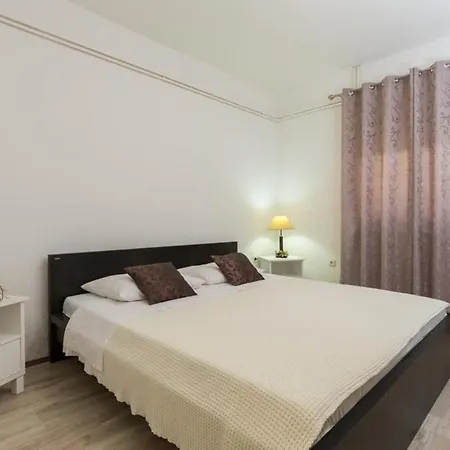 Apartment Vergatum - Two Bedroom With Terrace And Sea View *